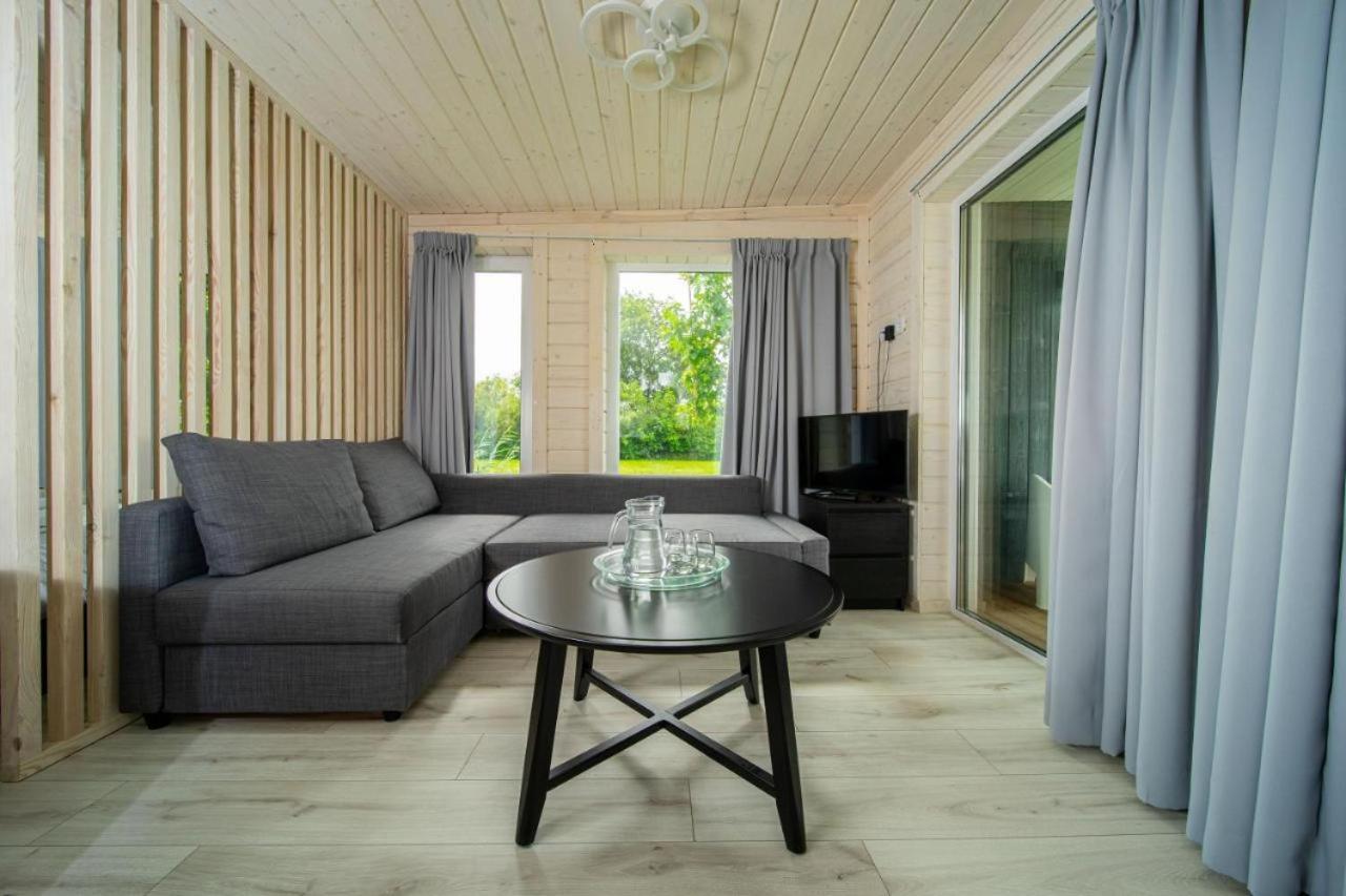 Wommels Tiny House Aan Het Water Op De Appelhof 빌라 외부 사진